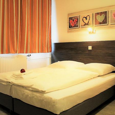 Pionier Hotel Hamburg Wandsbek Eksteriør billede