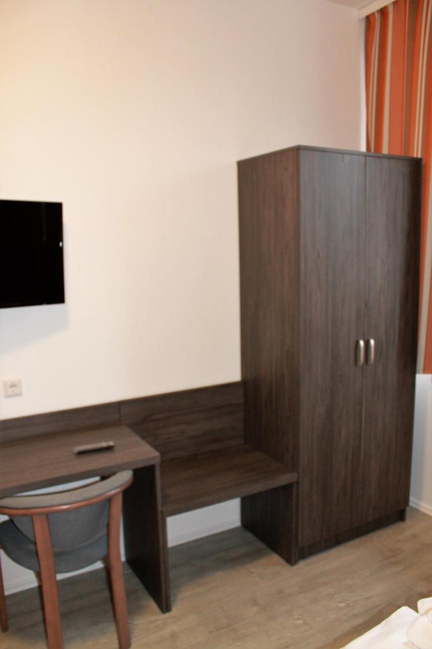 Pionier Hotel Hamburg Wandsbek Eksteriør billede