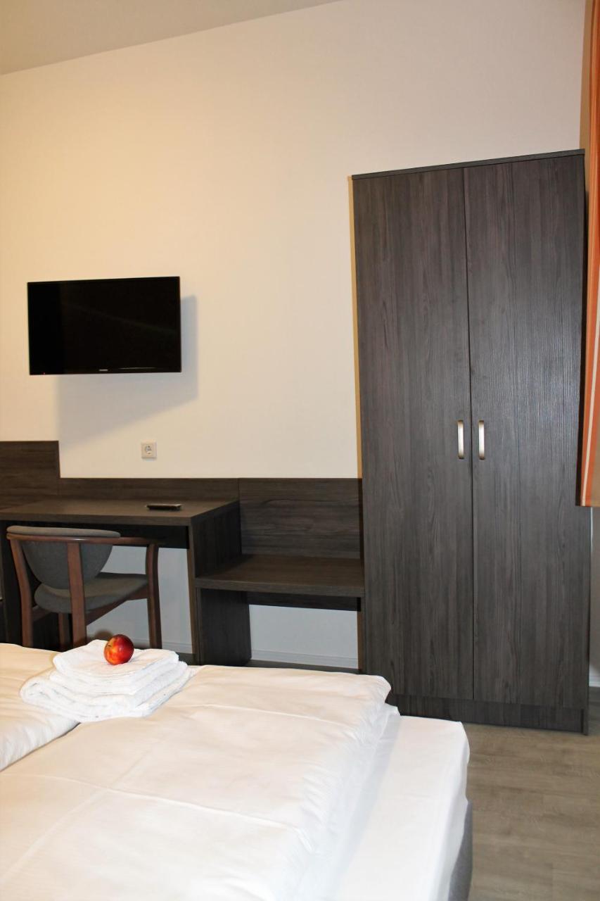 Pionier Hotel Hamburg Wandsbek Eksteriør billede