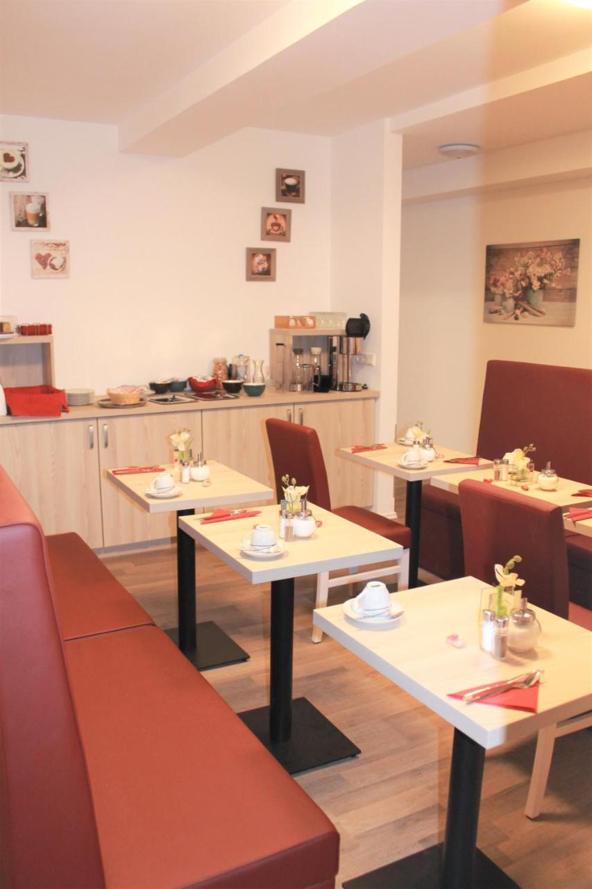 Pionier Hotel Hamburg Wandsbek Eksteriør billede